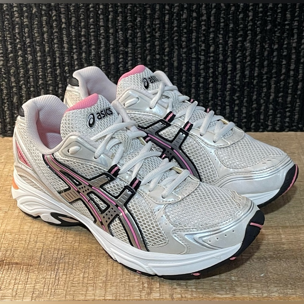 ASICS Gel-Kanbarra 5 - Size 7.5 Womens - Picture 1 of 7